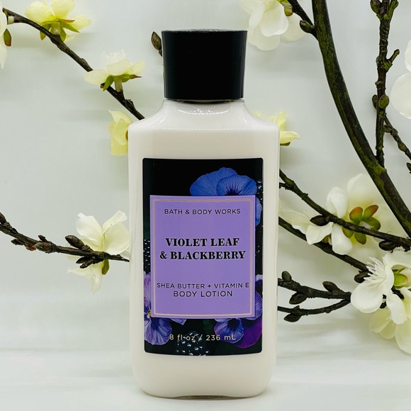 Bath & Body Works Violet Leaf & Blackberry 2-Piece Set - Picture 3 of 4